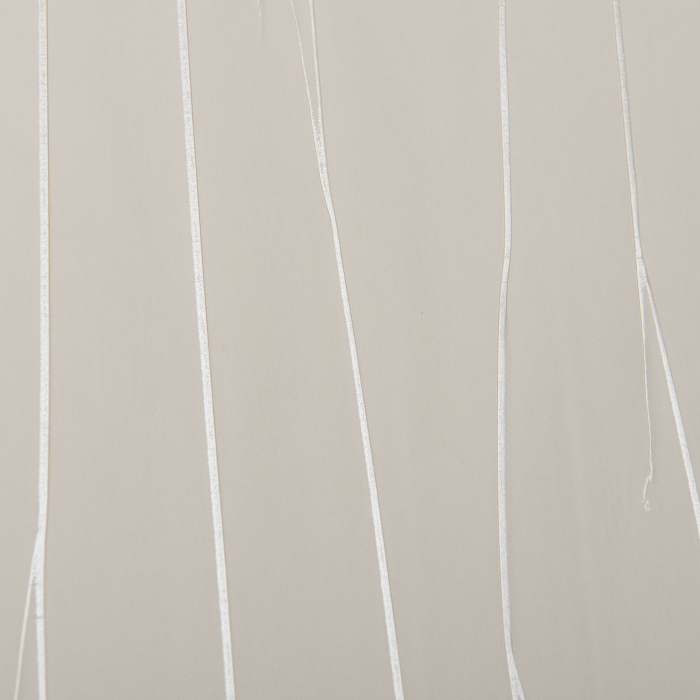 Обои с элегантным узором в виде динамичных штрихов